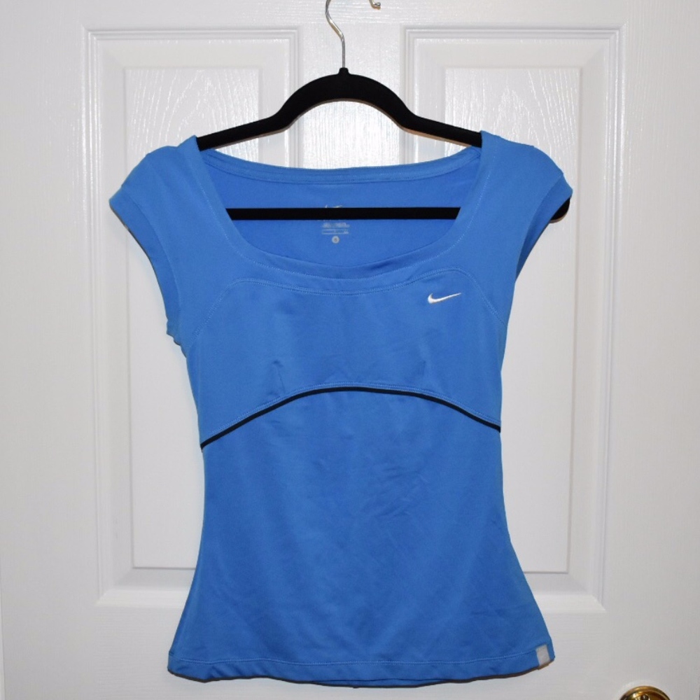 Nike Yoga Top